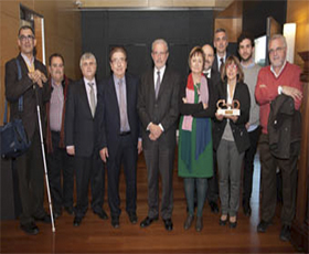 La Universitat recibe el premio Cermi.es 2013