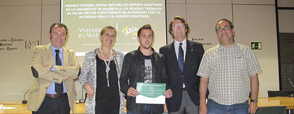 La Universitat acogió el acto de entrega de los premios Cátedra