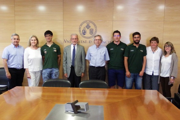 El rector recibió a los deportistas universitarios de Río’16